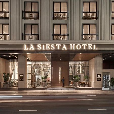 La Siesta Premium Saigon Hotel Ho Chi Minh City Bagian luar foto La Siesta Hotel