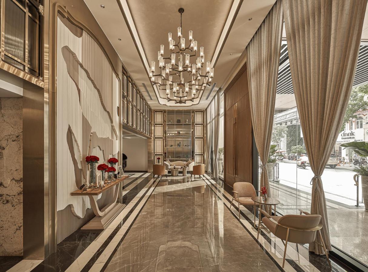 La Siesta Premium Saigon Hotel Ho Chi Minh City Bagian luar foto The lobby of the hotel