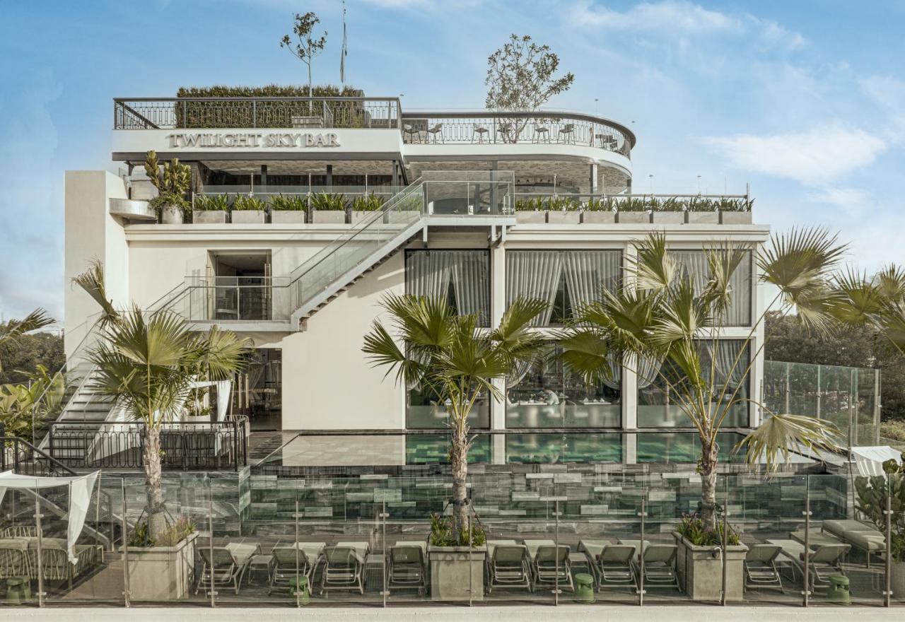 La Siesta Premium Saigon Hotel Ho Chi Minh City Bagian luar foto The Standard, Hollywood