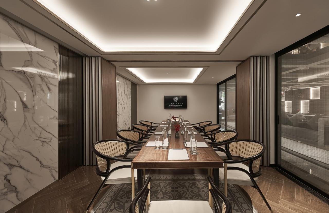 La Siesta Premium Saigon Hotel Ho Chi Minh City Bagian luar foto The meeting room