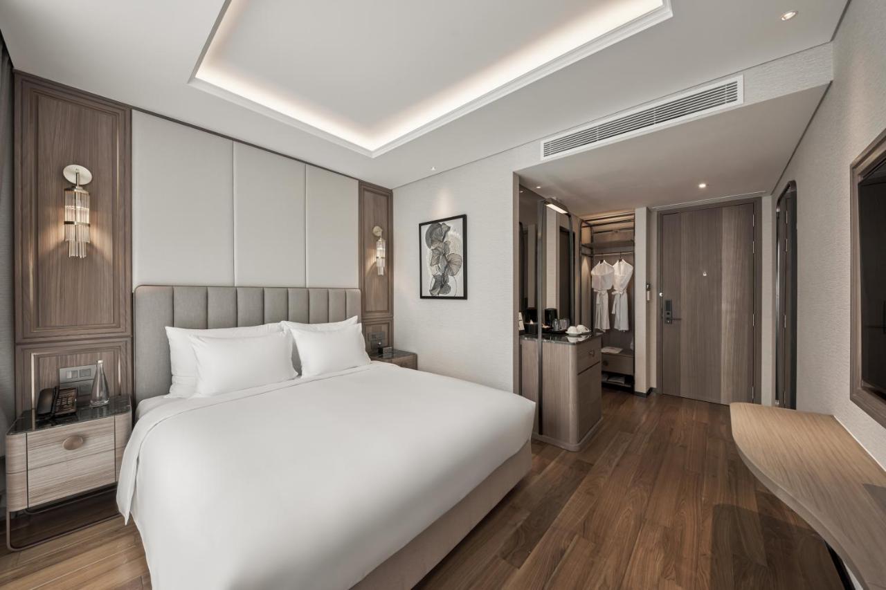 La Siesta Premium Saigon Hotel Ho Chi Minh City Bagian luar foto