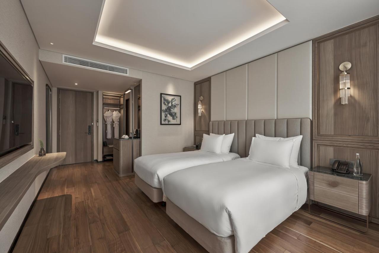La Siesta Premium Saigon Hotel Ho Chi Minh City Bagian luar foto Deluxe Room